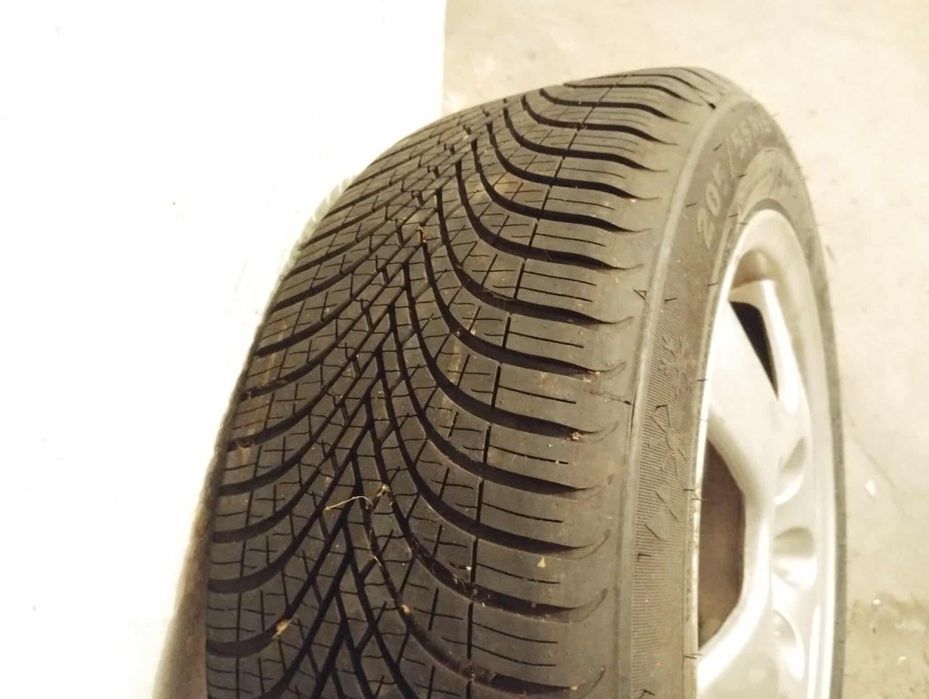 Opony z felgami Debica Nawigator