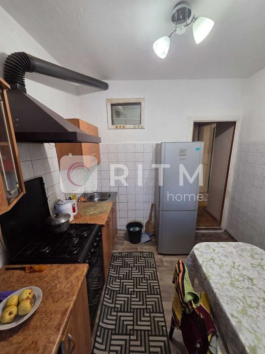 Продається 1-кімнатна квартира в цегляному будинку