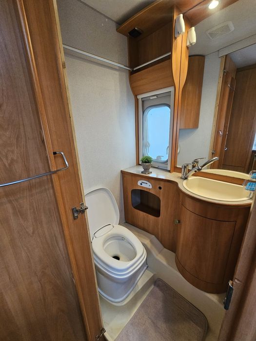 Caravana Hymer Nova 2005 IMPECÁVEL