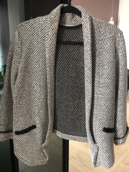 Sweter narzutka/ marynarka czarno- biały XSIDE r XS