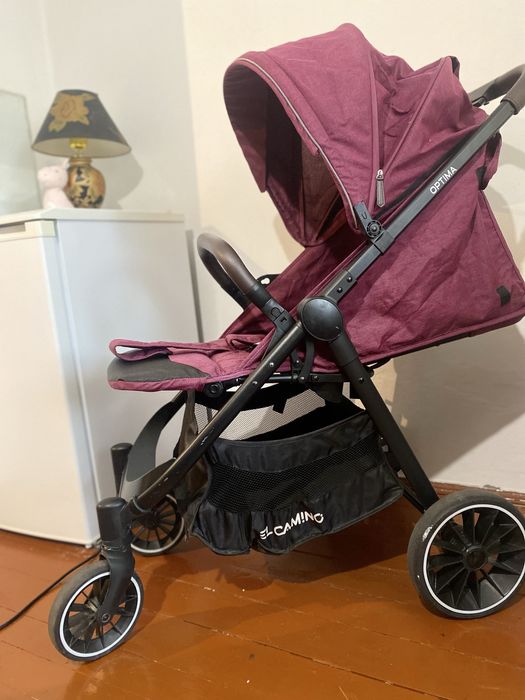 Продам Коляску прогулочну в хорошому стані