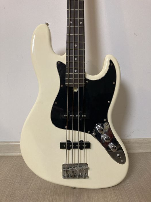 Jazz bass bacchus gitara basowa J-Bass