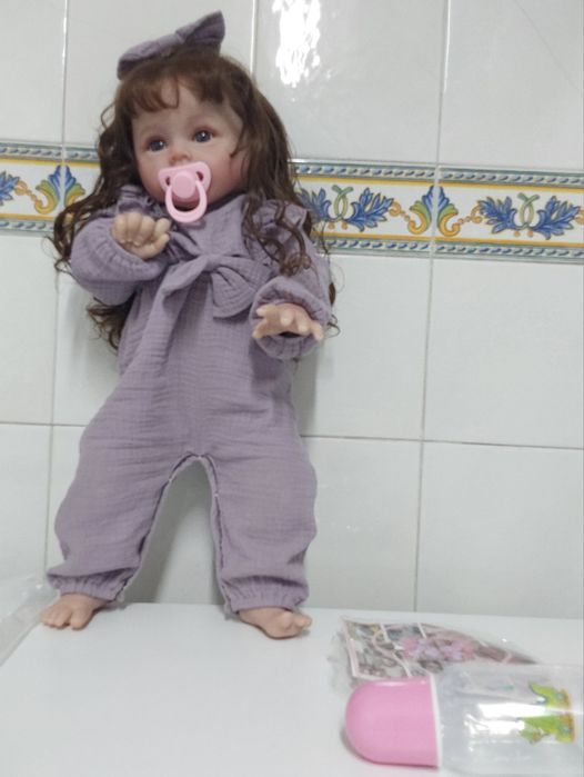 BONECA REAL MAÇIA 60CM. Casa,Quarto,Sala,Didático,Cozinha,Aniversário.