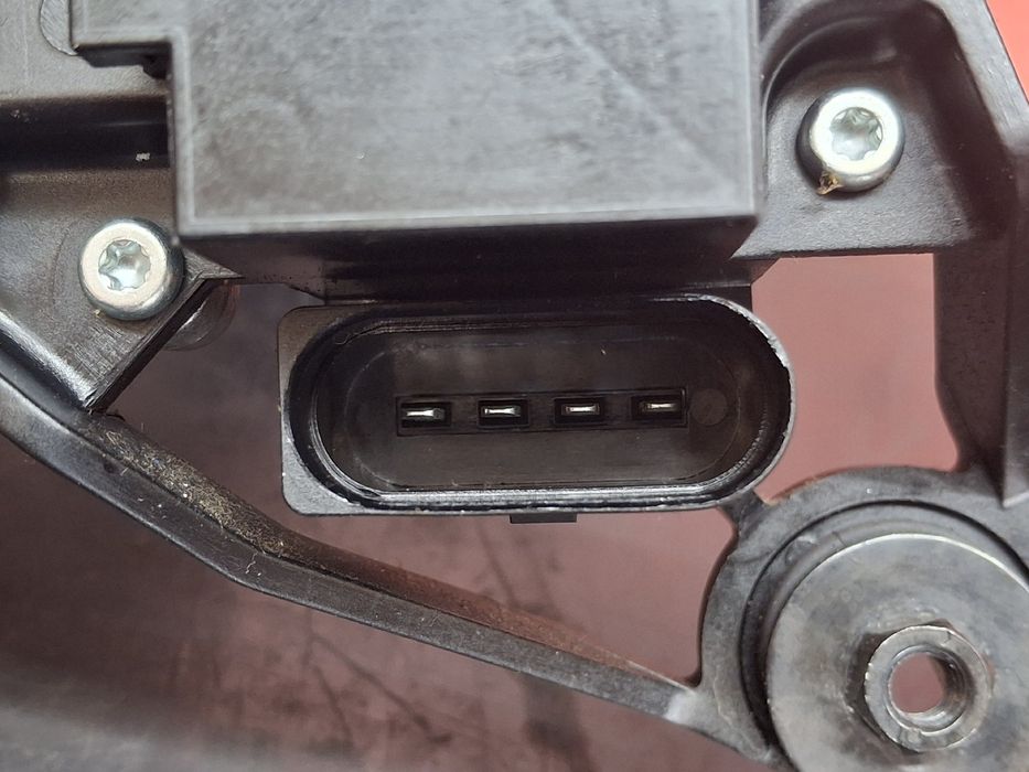 Motor limpa vidros trás VOLKSWAGEN Touran (1T)