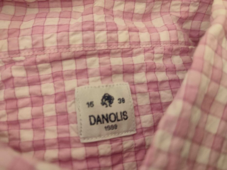 Camisas novas italianas da marca DANOLIS