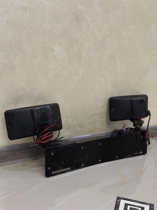 Галогенки Hella з під номерною рамкою