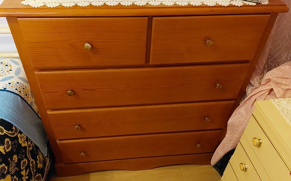Comoda em cerejeira  mel