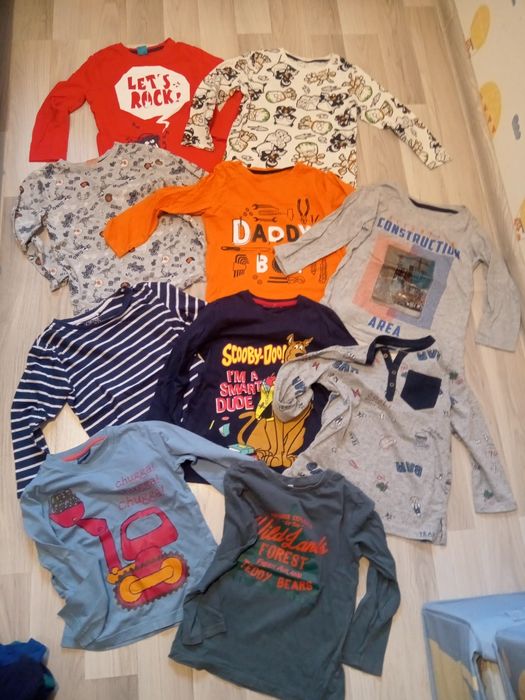 Koszulki z długim rękawem r. 110 paka dla chłopca