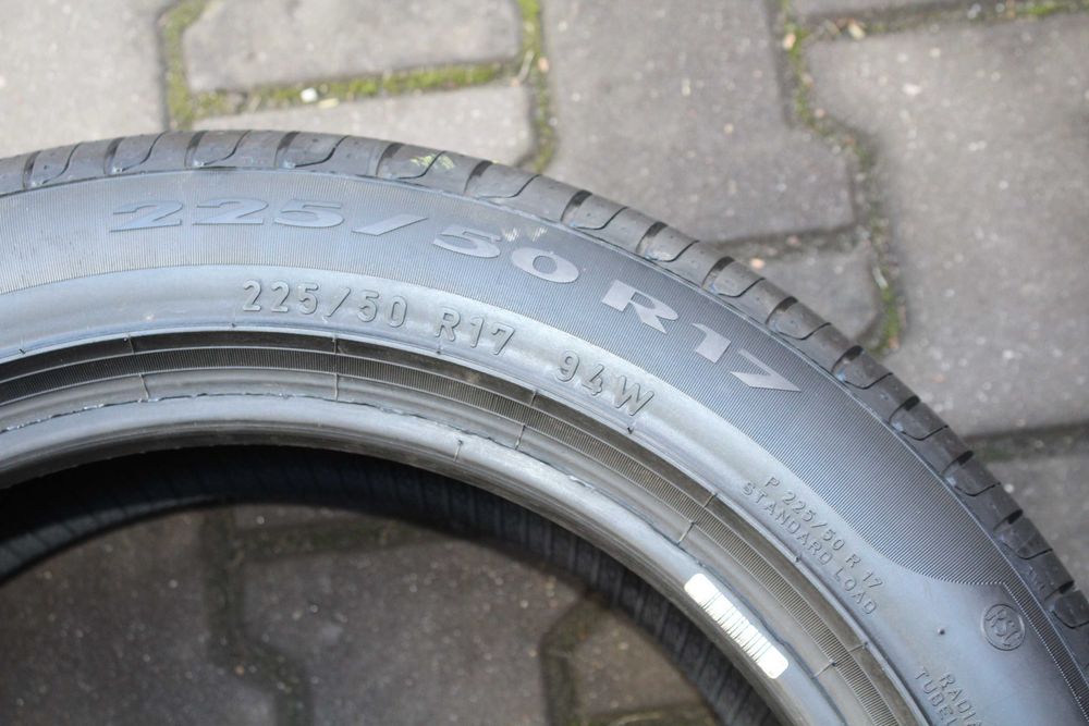 225 50 R17 Pirelli Cinturato P7  RUNFLAT