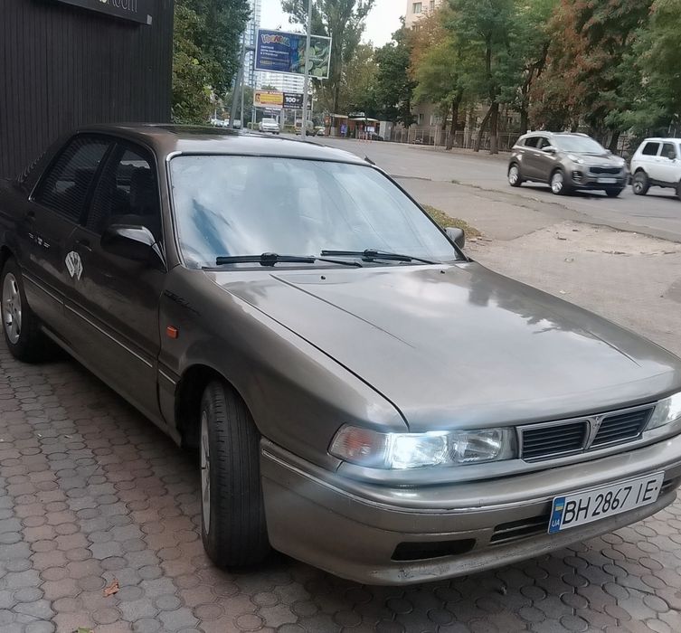 Продам Mitsubishi Galant 1992р.Газ/бензин.В хорошем состояние.