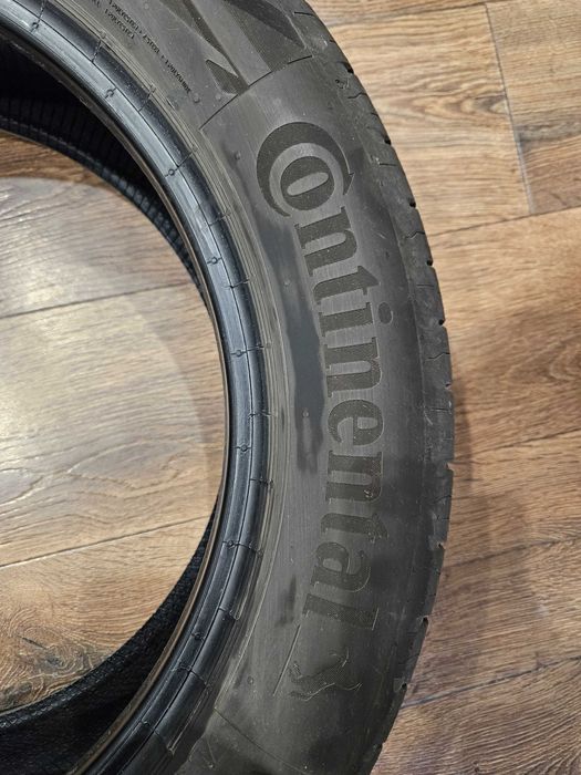 Opony letnie 4szt Continental - 215/55 R17 V