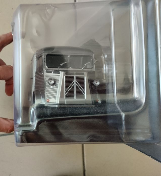 Miniatura Citroën Type H 1962 1/24 Carros Inesquecíveis Salvat (novo)