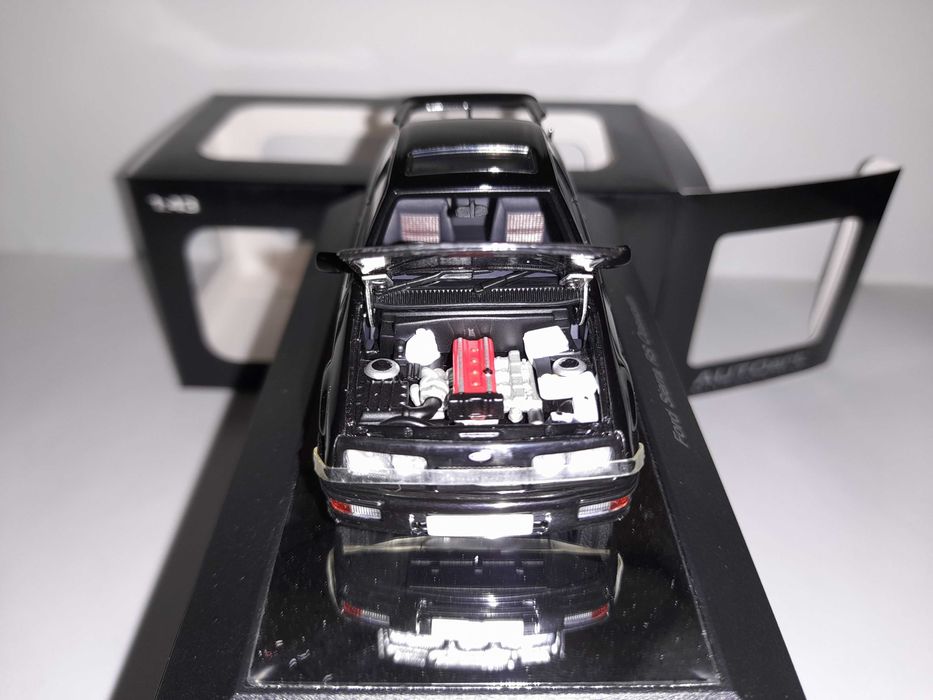 Ford Sierra Cosworth AutoArt 1:43