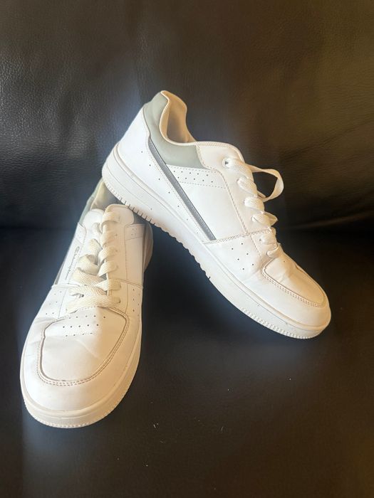 Buty CHAMPION REBOUND EVOLVE niskie rozm. 43