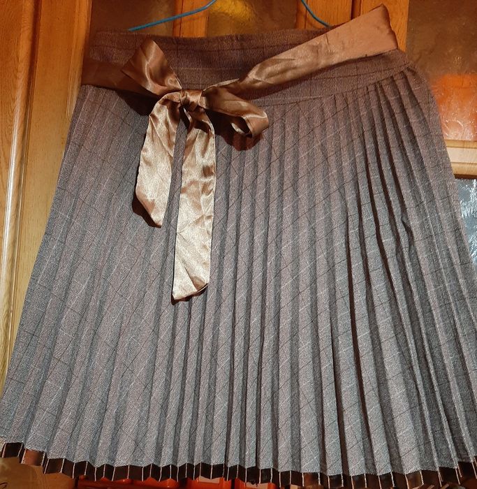 Спідниця пліссе з пояском