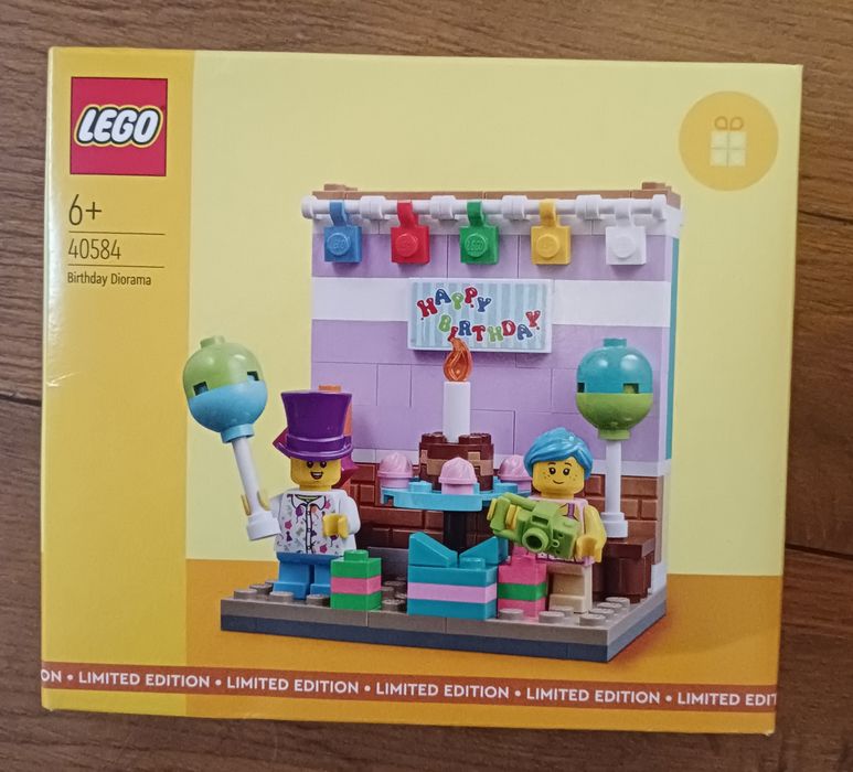 LEGO                   .