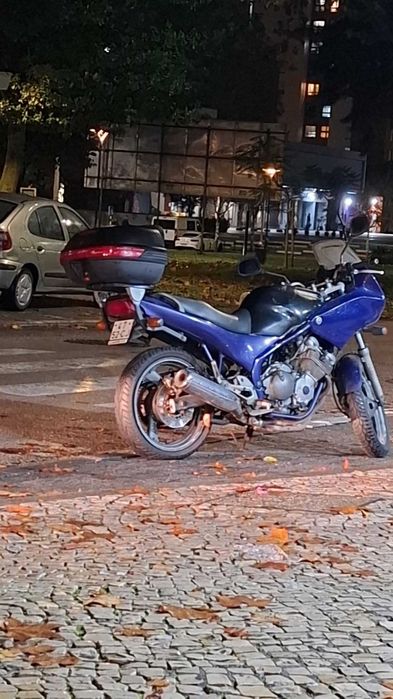 Yamanha xj 600 diversion, venda com alguma urgência,  valor negociável.