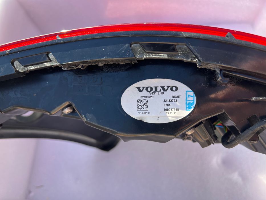 Lampa prawa tył Volvo S60 USA