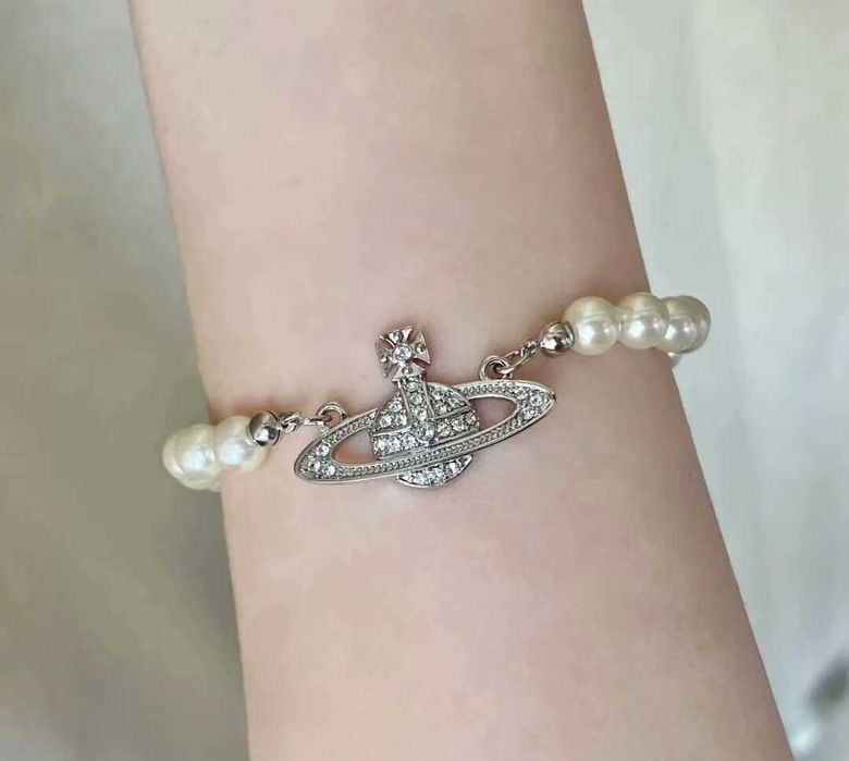 Bransoletka Vivienne Westwood w kolorze perłowo-srebrnym