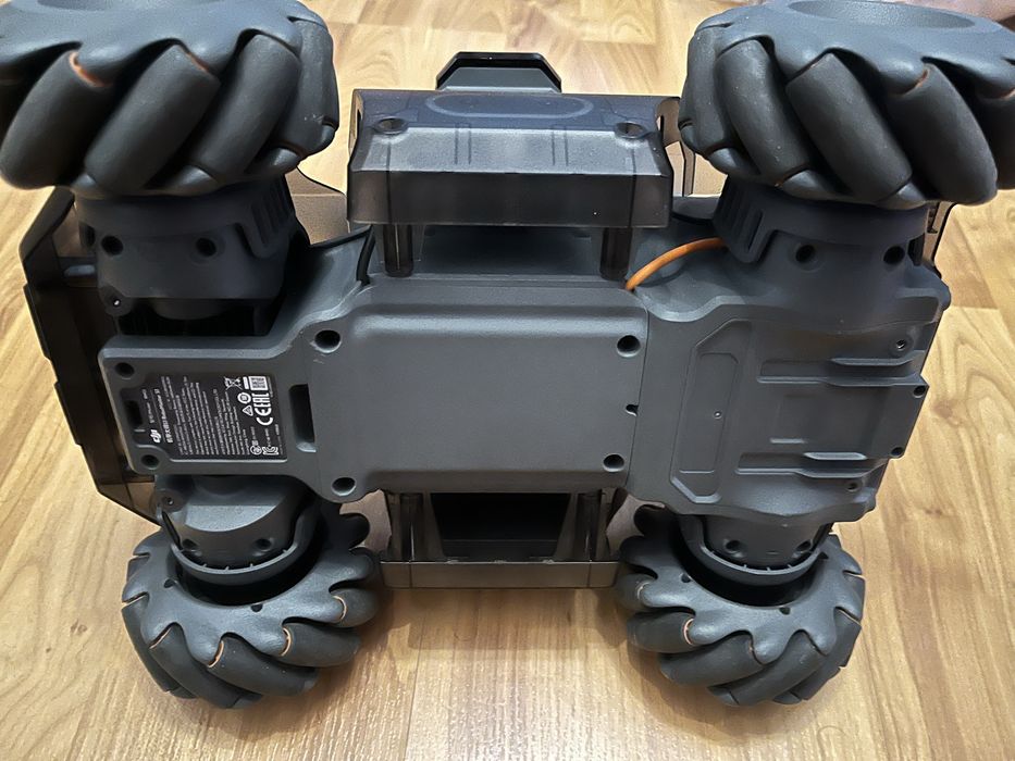 DJI RoboMaster S1 робот