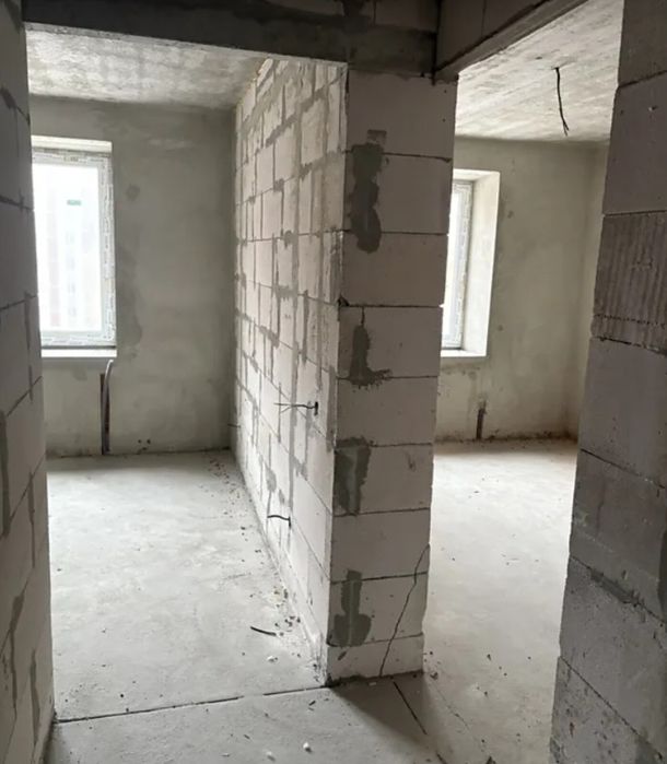 Продаж 3к квартири 77.6 кв. м на вул. Тролейбусна