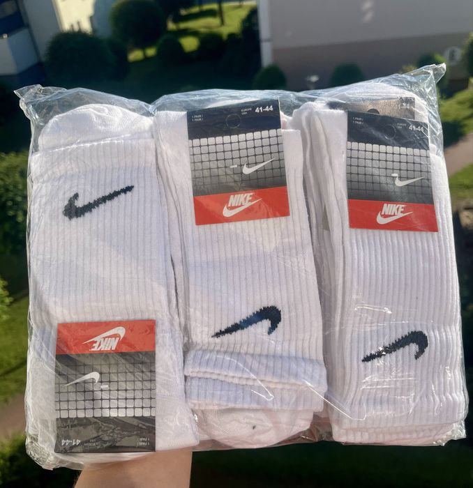 Skarpetki czarne i białe NIKE