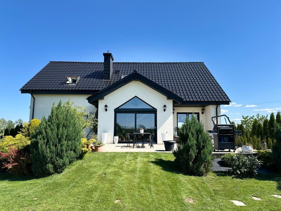 Dom na sprzedaż 160 m² – blisko Wierzchowiska
