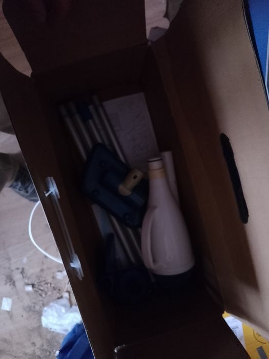 Stelaż basenu Bestway  plus odkurzacz