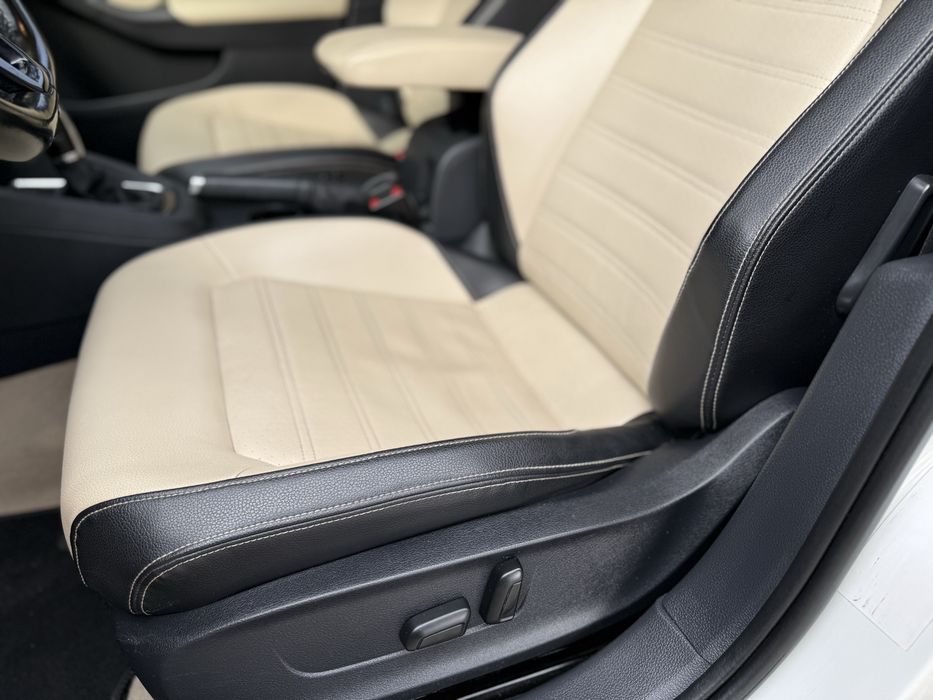 Продам Volkswagen Jetta 2015 SEL
