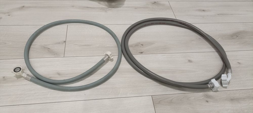 Продам 2 шланги для стіраклки, 1.5м і 2.5м НОВІ