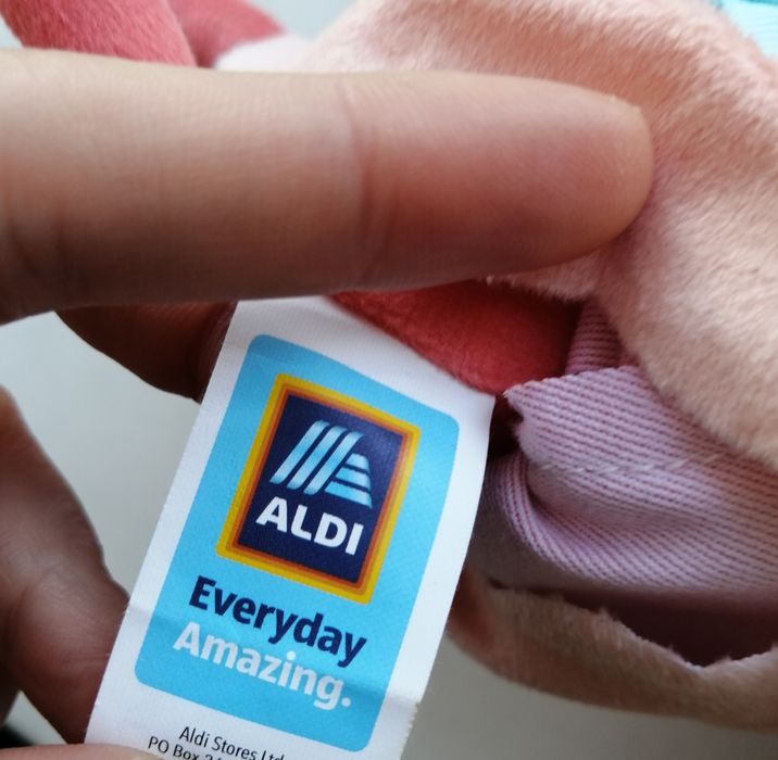 М'яка іграшка Aldi ревінь морква морквинки листя цікава іграшка