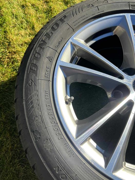 Koła zimowe BMW, 225/55R17, opony Dunlop SP Winter Sport RunFlat,