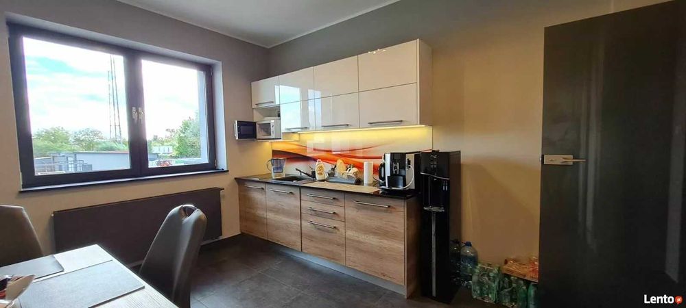 Wynajmę Hale Magazyny Biurowiec Socjalne