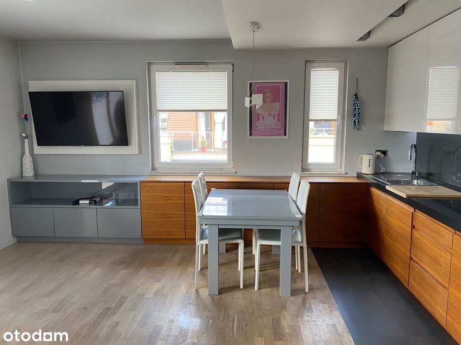 Przyjazny 3 - pokojowy apartament