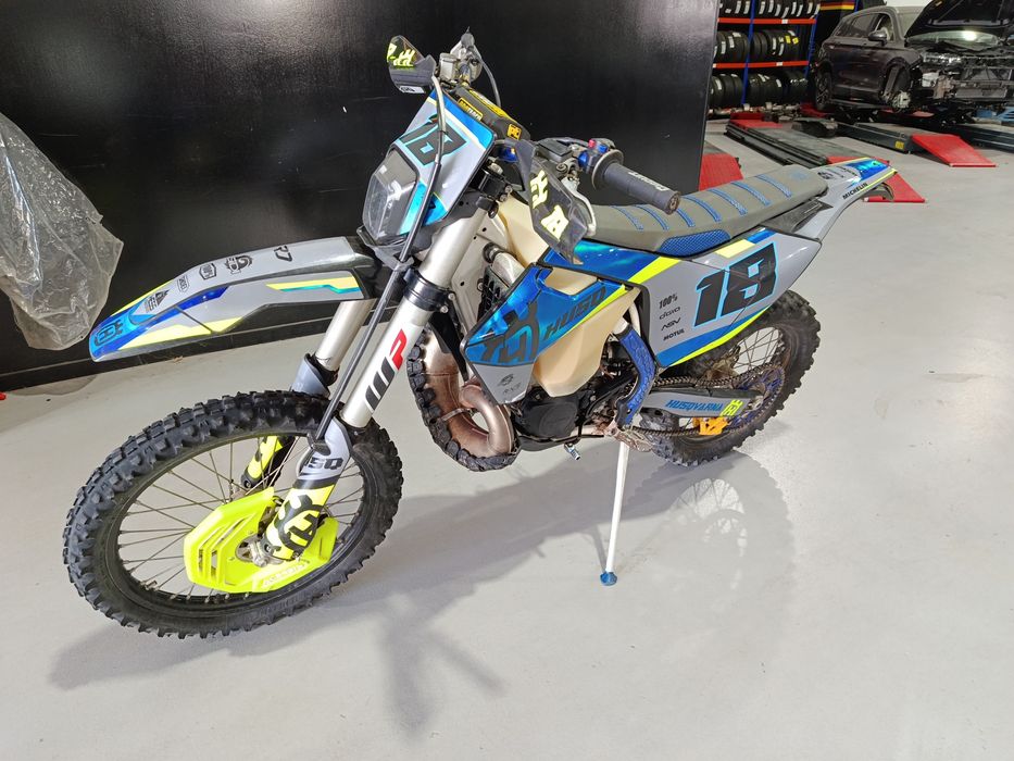 Husqvarna TE 250 matriculada