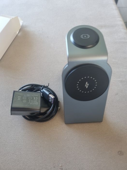 Ładowarka indukcyjna telefon zegarek słuchawki iphone samsung nowa