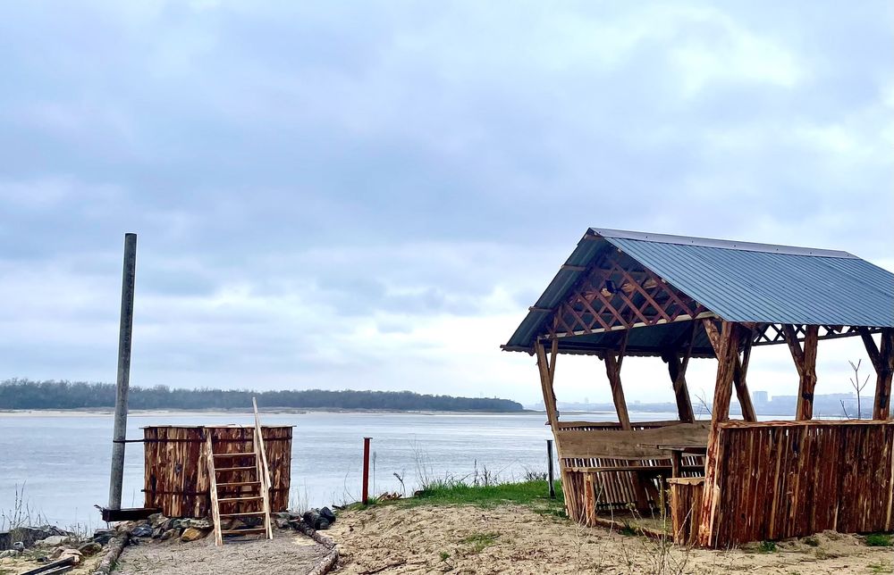 Чани на березі Дніпра