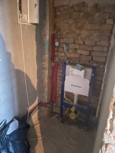 продаж  приміщення  під офіс чи магазин по проспекту Волі 62