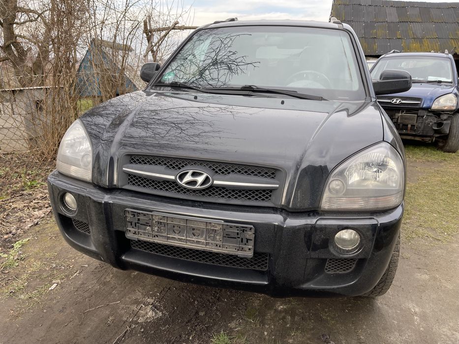 Бампер Hyundai Tucson 2004-2010 Хюндай Туксон