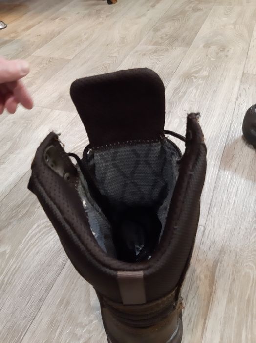 Продам ботинки военные