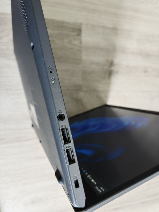 Laptop Asus VivoBook X515
