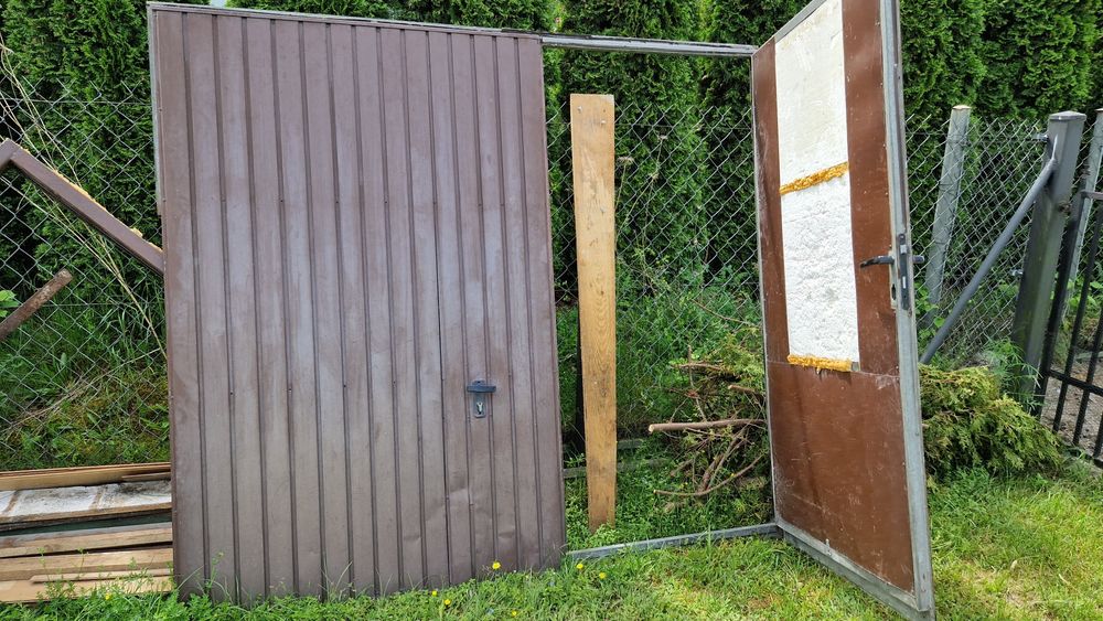 Brama garażowa 200x230 otwierana do góry