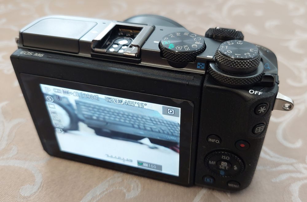 Canon M6 + Obiektyw 22mm f/2 + Sea Frogs 40m obudowa podwodna