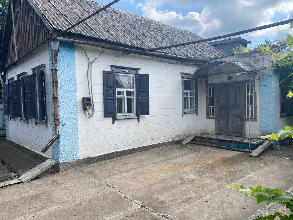 Продам приватний будинок в м. Синельникове