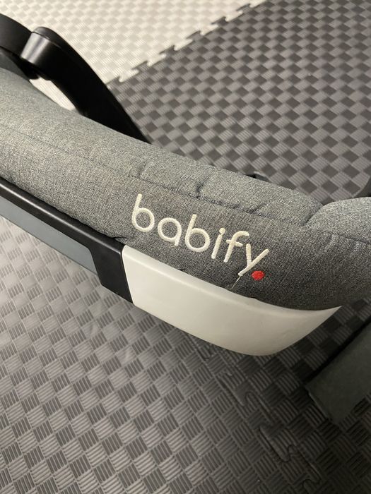 Assento Elevatório Auto Babify Isofix - Grupo 3 (22-36kg) - Como Novo