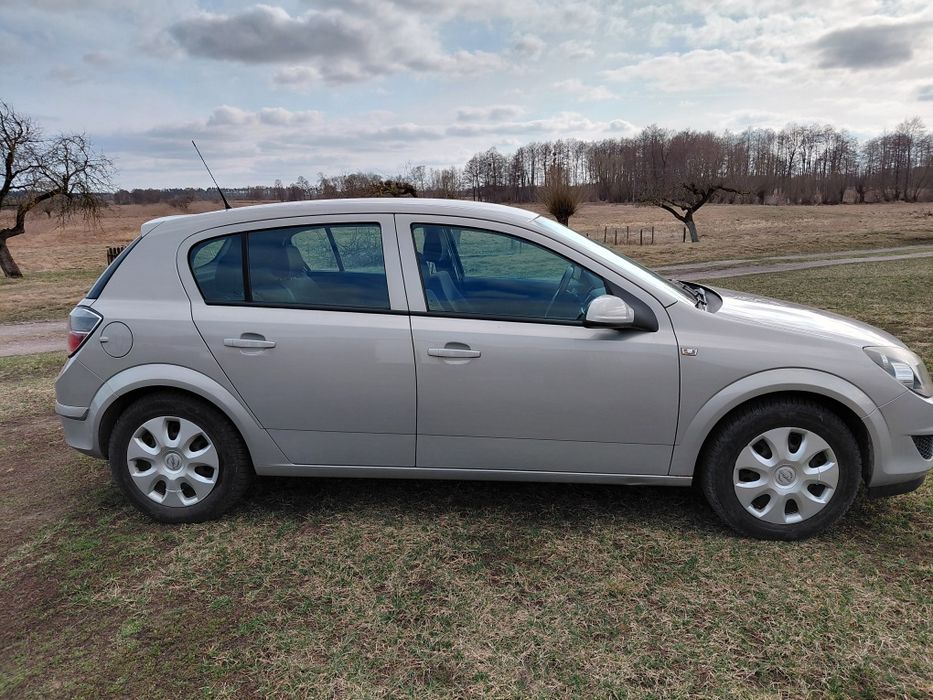 Opel Astra H 1.4 LPG  Elegance