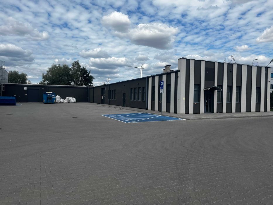Hala produkcyjno-magazynowa 1000m2 z zapleczem biurowo-socjalnym
