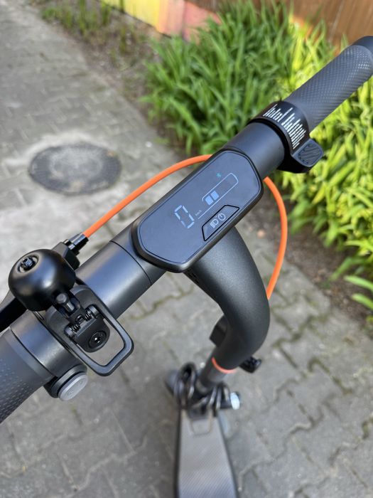 Hulajnoga elektryczna Ninebot E2 Pro w BARDZO dobrym stanie