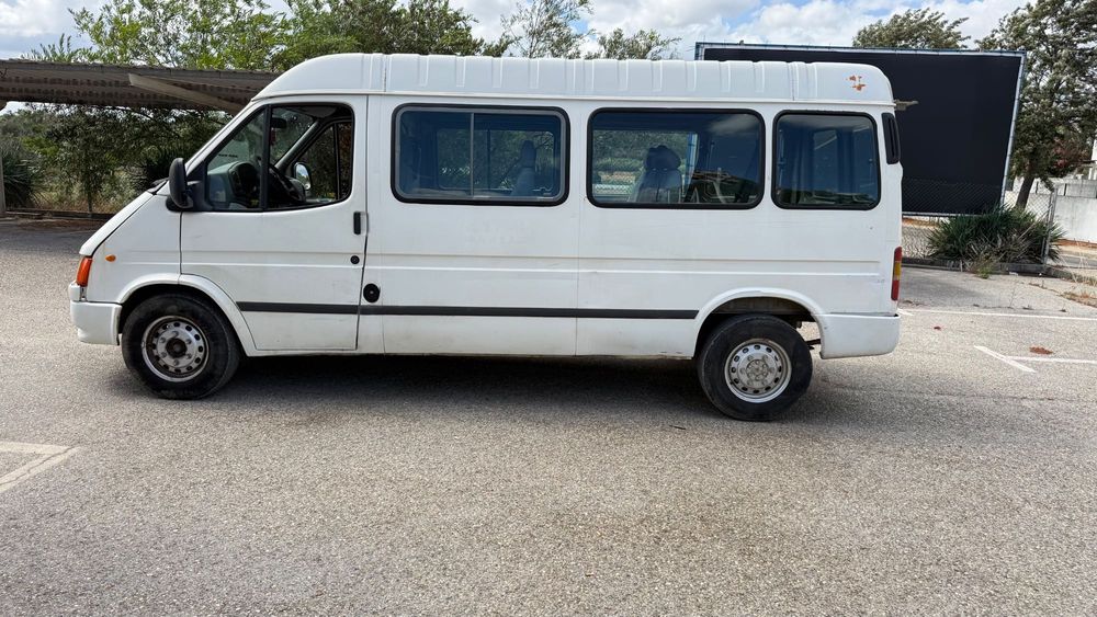 Ford transit 9 lugares