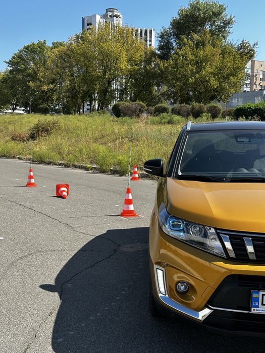 Автоінструктор з водіння,приватний інструктор, єкстремальне водіння